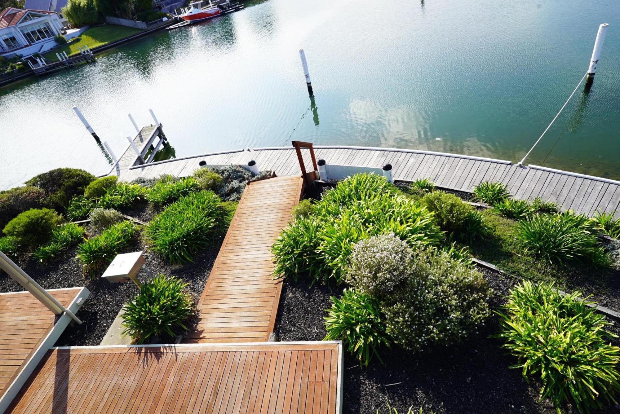 Captains Cove Resort - Waterfront Apartments Paynesville Exterior foto